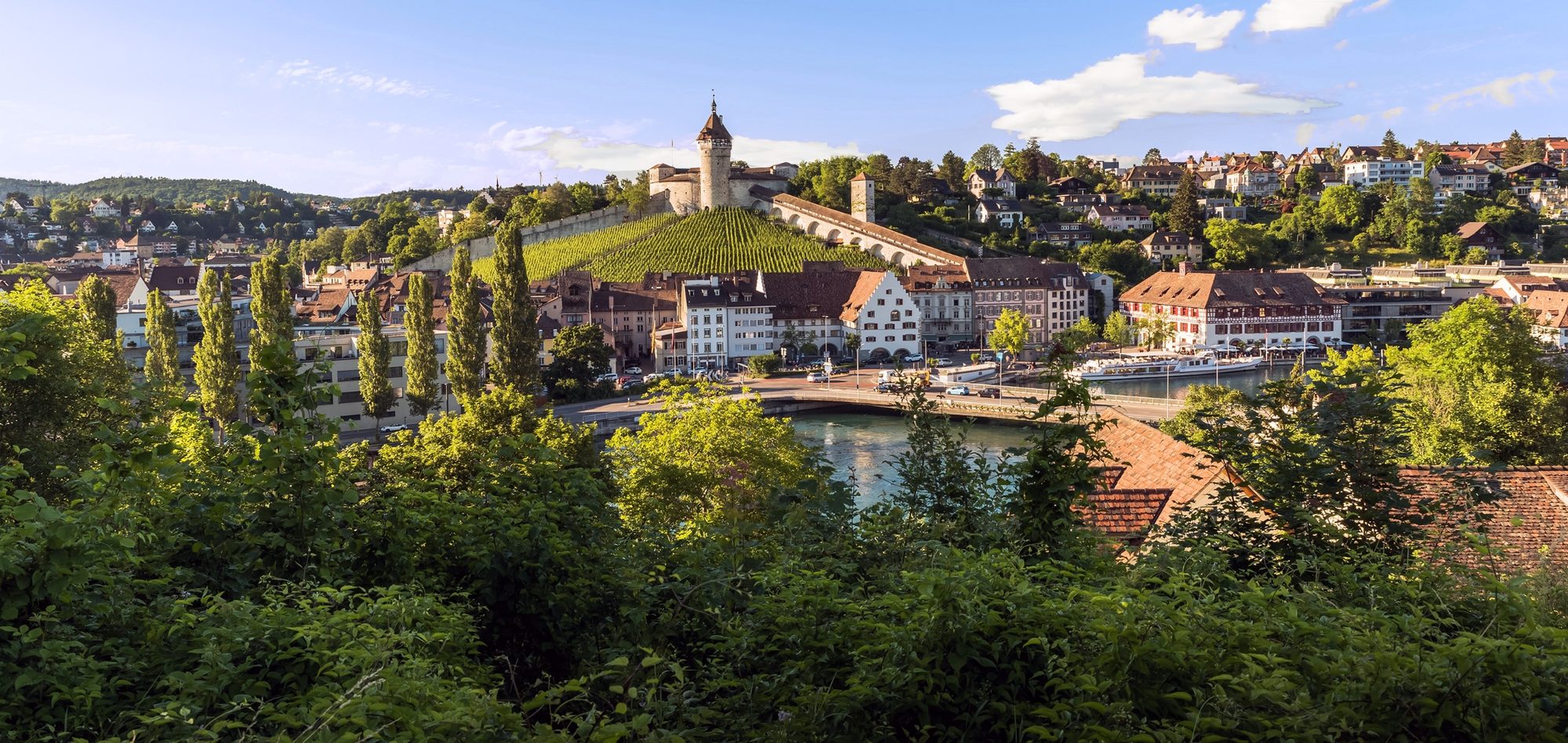 Blick über die Altstadt von Schaffhausen mit dem Munot